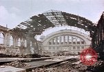 Immagine di Danni di bomba Berlino Germania Anhalter Bahnhof station, 1945, secondo 5 filmato di repertorio 65675055531