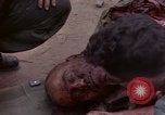 Immagine di Gli americani feriti nell'offensiva del Tet a Saigon Il Vietnam, 1968, secondo 32 filmato di repertorio 65675055534