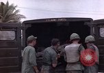 Immagine di Gli americani feriti nell'offensiva del Tet a Saigon Il Vietnam, 1968, secondo 42 filmato di repertorio 65675055534