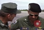 Standbild stellvertretender Verteidigungsminister David Packard Vietnam, 1969, aus Sekunde 16 historischem Filmmaterial Videoclip 65675055536
