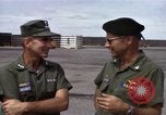Standbild stellvertretender Verteidigungsminister David Packard Vietnam, 1969, aus Sekunde 25 historischem Filmmaterial Videoclip 65675055536