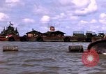 Immagine di Complesso di chiatta Il Vietnam Cua Lon River, 1969, secondo 5 filmato di repertorio 65675055540