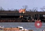Immagine di Complesso di chiatta Il Vietnam Cua Lon River, 1969, secondo 19 filmato di repertorio 65675055540