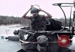 Image patrouilleur rapide Vietnam Cua Rivière Lon, 1969, de la seconde 17 séquences d'archives historiques vidéo 65675055542