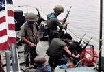 Image patrouilleur rapide Vietnam Cua Rivière Lon, 1969, de la seconde 59 séquences d'archives historiques vidéo 65675055542