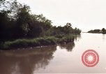 Image Bateau de patrouille River PBR dans la guerre de Vietnam Vietnam Vinh Te Canal, 1969, de la seconde 54 séquences d'archives historiques vidéo 65675055544