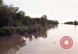 Image Bateau de patrouille River PBR dans la guerre de Vietnam Vietnam Vinh Te Canal, 1969, de la seconde 55 séquences d'archives historiques vidéo 65675055544