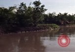 Image Bateau de patrouille River PBR dans la guerre de Vietnam Vietnam Vinh Te Canal, 1969, de la seconde 60 séquences d'archives historiques vidéo 65675055544