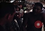 Immagine di Agente di pattuglia Ennis Il Vietnam Vinh Te Canal, 1969, secondo 11 filmato di repertorio 65675055545