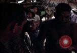 Immagine di Agente di pattuglia Ennis Il Vietnam Vinh Te Canal, 1969, secondo 12 filmato di repertorio 65675055545