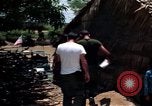 Immagine di Agente di pattuglia Ennis Il Vietnam Vinh Te Canal, 1969, secondo 60 filmato di repertorio 65675055545