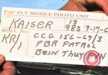 Immagine di Imbarcazione di pattuglia marinai di Fiume Il Vietnam Binh Thuy Air Base, 1967, secondo 7 filmato di repertorio 65675055546