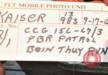 Immagine di Imbarcazione di pattuglia marinai di Fiume Il Vietnam Binh Thuy Air Base, 1967, secondo 10 filmato di repertorio 65675055546