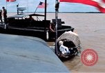 Immagine di Imbarcazione di pattuglia marinai di Fiume Il Vietnam Binh Thuy Air Base, 1967, secondo 7 filmato di repertorio 65675055547