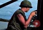 Standbild Machine Gunner Vietnam, 1967, aus Sekunde 10 historischem Filmmaterial Videoclip 65675055548