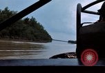 Standbild crewman Vietnam, 1967, aus Sekunde 15 historischem Filmmaterial Videoclip 65675055549