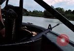 Standbild crewman Vietnam, 1967, aus Sekunde 31 historischem Filmmaterial Videoclip 65675055549