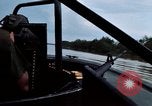 Standbild crewman Vietnam, 1967, aus Sekunde 40 historischem Filmmaterial Videoclip 65675055549