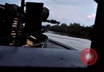 Standbild crewman Vietnam, 1967, aus Sekunde 59 historischem Filmmaterial Videoclip 65675055549