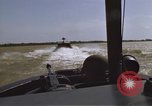 Standbild Machine Gunner Vietnam, 1968, aus Sekunde 28 historischem Filmmaterial Videoclip 65675055552
