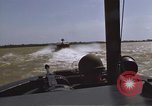 Standbild Machine Gunner Vietnam, 1968, aus Sekunde 30 historischem Filmmaterial Videoclip 65675055552