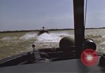 Standbild Machine Gunner Vietnam, 1968, aus Sekunde 31 historischem Filmmaterial Videoclip 65675055552