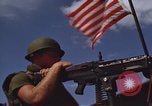 Standbild Machine Gunner Vietnam, 1968, aus Sekunde 47 historischem Filmmaterial Videoclip 65675055552