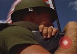 Standbild Machine Gunner Vietnam, 1968, aus Sekunde 52 historischem Filmmaterial Videoclip 65675055552