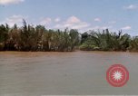 Image calme bateau rapide action dans la guerre de Vietnam Vietnam rivière Bassac, 1969, de la seconde 31 séquences d'archives historiques vidéo 65675055567