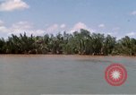 Image calme bateau rapide action dans la guerre de Vietnam Vietnam rivière Bassac, 1969, de la seconde 39 séquences d'archives historiques vidéo 65675055567