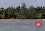 Image calme bateau rapide action dans la guerre de Vietnam Vietnam rivière Bassac, 1969, de la seconde 55 séquences d'archives historiques vidéo 65675055567