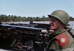 Immagine di Stati Uniti Fiume Marina pattugliano le barche sul Fiume Bassac Il Vietnam, 1969, secondo 23 filmato di repertorio 65675055568