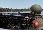 Immagine di Stati Uniti Fiume Marina pattugliano le barche sul Fiume Bassac Il Vietnam, 1969, secondo 26 filmato di repertorio 65675055568