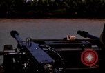 Immagine di I marinai americani fiume operativo motovedette sul fiume Bassac Il Vietnam, 1969, secondo 5 filmato di repertorio 65675055569