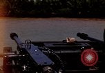 Immagine di I marinai americani fiume operativo motovedette sul fiume Bassac Il Vietnam, 1969, secondo 7 filmato di repertorio 65675055569