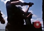 Immagine di I marinai americani fiume operativo motovedette sul fiume Bassac Il Vietnam, 1969, secondo 33 filmato di repertorio 65675055569