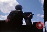 Immagine di I marinai americani fiume operativo motovedette sul fiume Bassac Il Vietnam, 1969, secondo 35 filmato di repertorio 65675055569