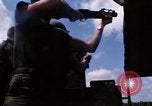 Immagine di I marinai americani fiume operativo motovedette sul fiume Bassac Il Vietnam, 1969, secondo 37 filmato di repertorio 65675055569