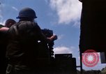 Immagine di I marinai americani fiume operativo motovedette sul fiume Bassac Il Vietnam, 1969, secondo 39 filmato di repertorio 65675055569