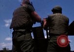 Immagine di I marinai americani fiume operativo motovedette sul fiume Bassac Il Vietnam, 1969, secondo 56 filmato di repertorio 65675055569