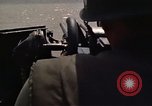 Immagine di Equipaggio a bordo di imbarcazione di pattuglia River Il Vietnam, 1967, secondo 54 filmato di repertorio 65675055571