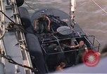 Immagine di Imbarcazione di pattuglia River Il Vietnam, 1967, secondo 29 filmato di repertorio 65675055573