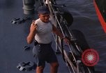 Immagine di Imbarcazione di pattuglia River Il Vietnam, 1967, secondo 48 filmato di repertorio 65675055573