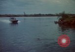 Immagine di Imbarcazione di pattuglia River Il Vietnam, 1968, secondo 14 filmato di repertorio 65675055575