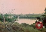 Immagine di Imbarcazione di pattuglia River Il Vietnam, 1968, secondo 60 filmato di repertorio 65675055575