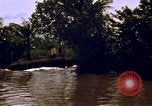 Immagine di Imbarcazione di pattuglia River Il Vietnam, 1968, secondo 49 filmato di repertorio 65675055576