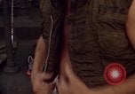 Immagine di Imbarcazione di pattuglia River Il Vietnam, 1968, secondo 7 filmato di repertorio 65675055577