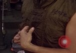 Immagine di Imbarcazione di pattuglia River Il Vietnam, 1968, secondo 18 filmato di repertorio 65675055577