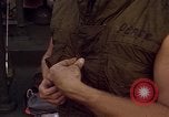 Immagine di Imbarcazione di pattuglia River Il Vietnam, 1968, secondo 19 filmato di repertorio 65675055577