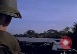 Immagine di Imbarcazione di pattuglia River Il Vietnam, 1968, secondo 29 filmato di repertorio 65675055577